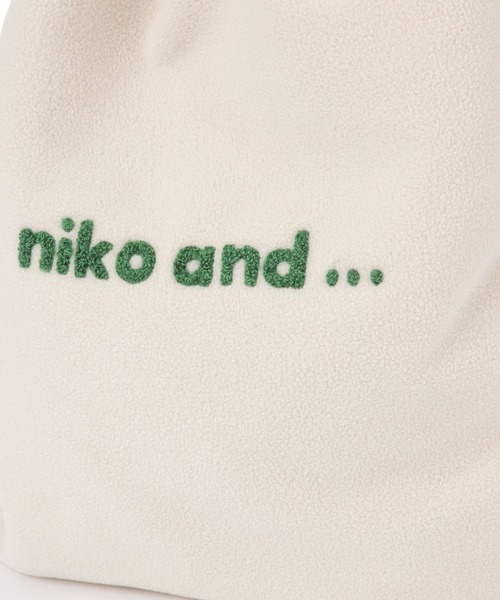niko and...（ニコアンド）の「オリジナルニコロゴフリースナップサック（バックパック/リュック・レディース・ブルー/グレー/ホワイト・0）」の8枚目の写真