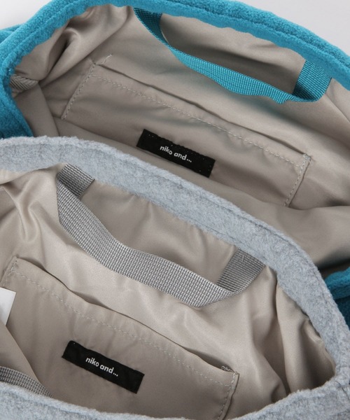 niko and...（ニコアンド）の「オリジナルニコロゴフリースナップサック（バックパック/リュック・レディース・ブルー/グレー/ホワイト・0）」の13枚目の写真