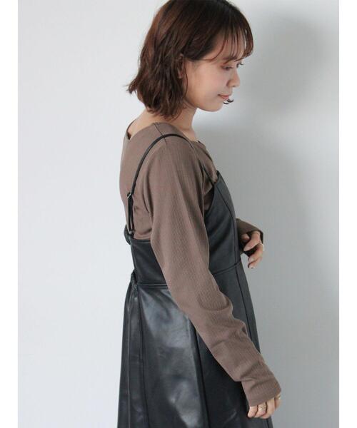 ehka sopo（エヘカソポ）の「フロントシャーリングカットソー（Tシャツ/カットソー・レディース・ブラック/オフホワイト/モカ・F）」の18枚目の写真