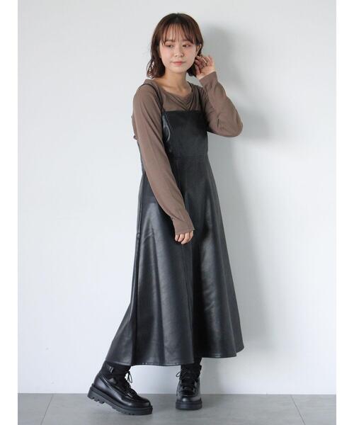 ehka sopo（エヘカソポ）の「フロントシャーリングカットソー（Tシャツ/カットソー・レディース・ブラック/オフホワイト/モカ・F）」の21枚目の写真