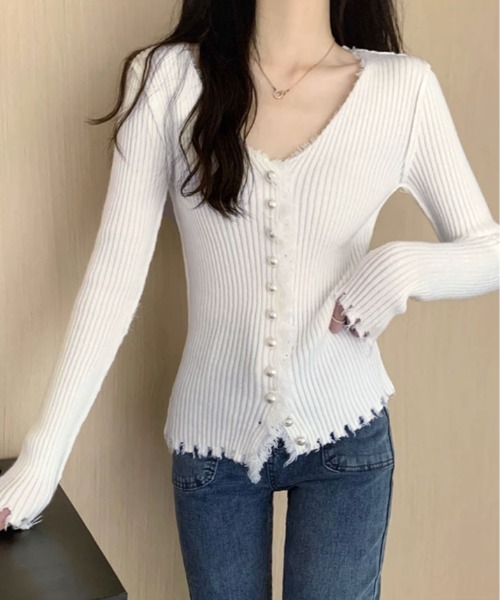 kirakiraShop(キラキラショップ)の「フリンジ パール ボタン アレンジ カーディガン(ニット/セーター・レディース・ブラック/ベージュ/ホワイト・FREE)」の7枚目の写真