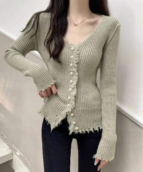 kirakiraShop(キラキラショップ)の「フリンジ パール ボタン アレンジ カーディガン(ニット/セーター・レディース・ブラック/ベージュ/ホワイト・FREE)」の11枚目の写真