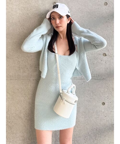 GYDA（ジェイダ）の「Symmetry GYDAチャーム付きシャギーニットキャミワンピース【SETUP着用可】（ワンピース・レディース・イエロー/オフホワイト/ブラック/スカイブルー・FREE）」の8枚目の写真