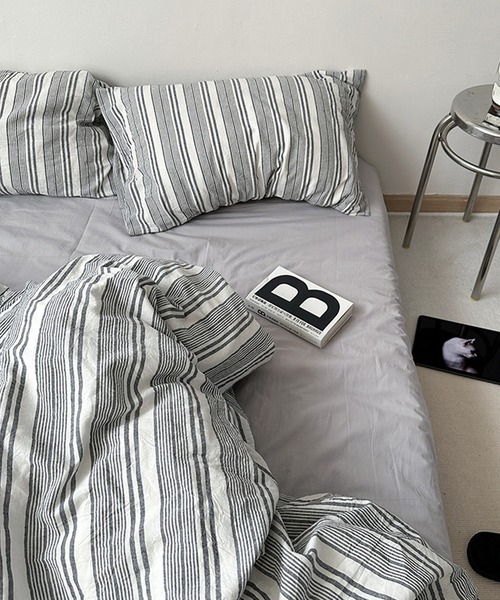 セール】【 somni / ソニ 】ボーダー ストライプ デザイン アート柄 枕