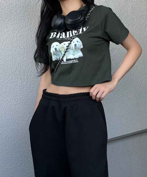 Ada.（エイダ）の「ドッグ プリント クロップド 半袖Tシャツ（Tシャツ/カットソー・レディース・グリーン/オートミール・FREE）」の9枚目の写真