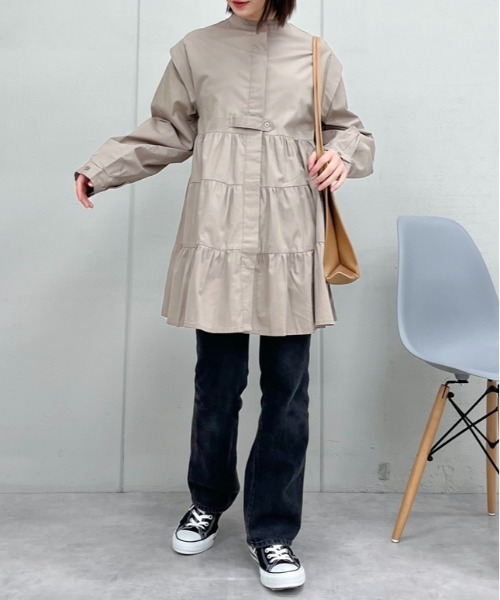 spiritoso(スピリトーゾ)の「ティアードフレアチュニック(シャツ/ブラウス・レディース・ブラック/グレイッシュベージュ/ホワイト・MEDIUM)」の16枚目の写真