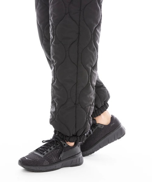 RVCA（ルーカ）の「RVCA レディース RECESSION REVERSIBLE セットアップボトムス/ルーカキルティングリバーシブルスウェットパンツ（スウェットパンツ・レディース・グレー/ブラック/ホワイト系その他・SMALL/MEDIUM）」の20枚目の写真