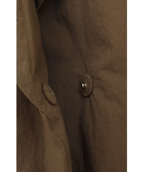CLANE（クラネ）の「CLANE/クラネ/COLOR DOWN CHESTER COAT（ダウンジャケット/コート・レディース・ブラック/ベージュ・1）」の9枚目の写真