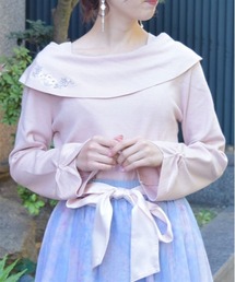 雪桜刺繍オフショル風ニット