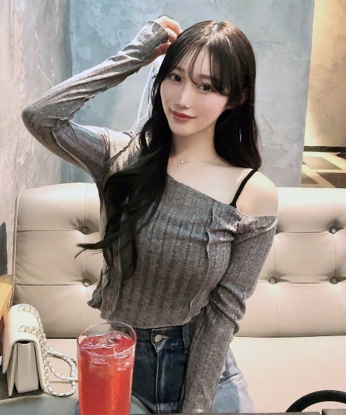 tinkerend（ティンカーエンド）の「Mellow One Shoulder Tops / ワンショルダーメロートップス メローデザイン（Tシャツ/カットソー・レディース・ホワイト/ブラック/グレー・1/2）」の16枚目の写真