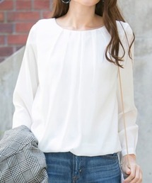 フロントタック裾バルーンブラウス
