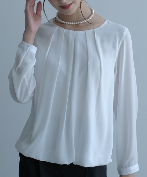 aquagarage（アクアガレージ）の「フロントタック裾バルーンブラウス（シャツ/ブラウス・レディース・ブルー系その他2/ライトブルー/ネイビー/ホワイト系その他2/ブラック系その他3/ホワイト・M/L/LL/3L/S）」の7枚目の写真