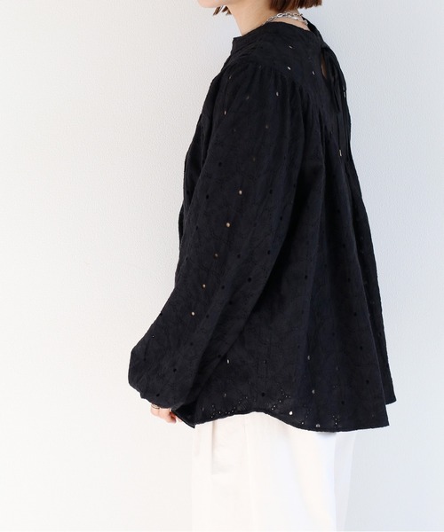 cepo（セポ）の「〈前後2way〉ボトルネック刺繍ブラウス（シャツ/ブラウス・レディース・オフホワイト/ブラック/ベージュ・M）」の19枚目の写真
