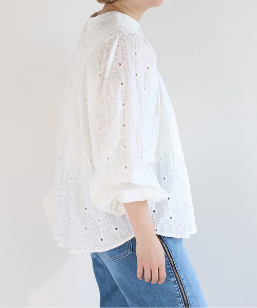 cepo（セポ）の「〈前後2way〉ボトルネック刺繍ブラウス（シャツ/ブラウス・レディース・オフホワイト/ブラック/ベージュ・M）」の11枚目の写真