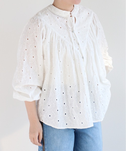 cepo（セポ）の「〈前後2way〉ボトルネック刺繍ブラウス（シャツ/ブラウス・レディース・オフホワイト/ブラック/ベージュ・M）」の7枚目の写真