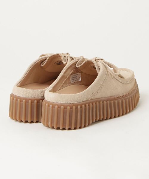 Clarks（クラークス）の「Torhill Mule / トーヒルミュール（エクリュスエード）（サンダル・レディース・アイボリー・UK5/UK6/UK4/UK3/UK3.5/UK4.5/UK5.5）」の2枚目の写真