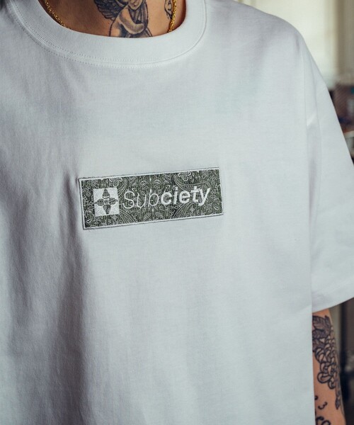 Subciety(サブサエティ)の「Paisley box tee(Tシャツ/カットソー・メンズ・ブラック/アッシュ/ホワイト×グリーン/ホワイト・X-LARGE/LARGE/MEDIUM/SMALL/XX-LARGE)」の21枚目の写真