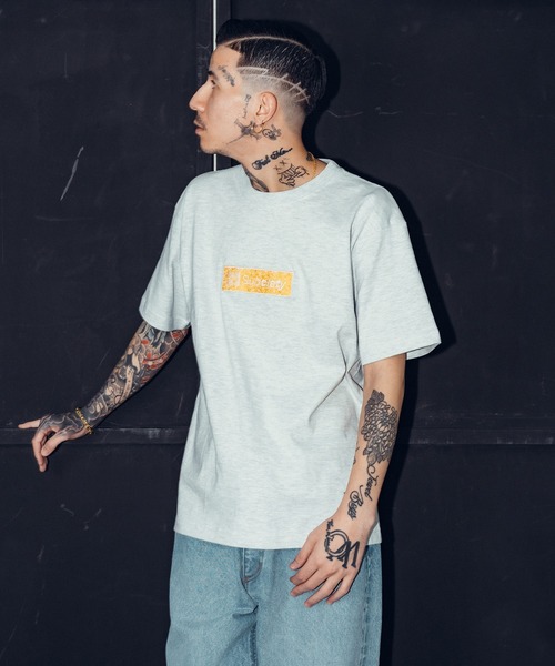 Subciety(サブサエティ)の「Paisley box tee(Tシャツ/カットソー・メンズ・ブラック/アッシュ/ホワイト×グリーン/ホワイト・X-LARGE/LARGE/MEDIUM/SMALL/XX-LARGE)」の9枚目の写真