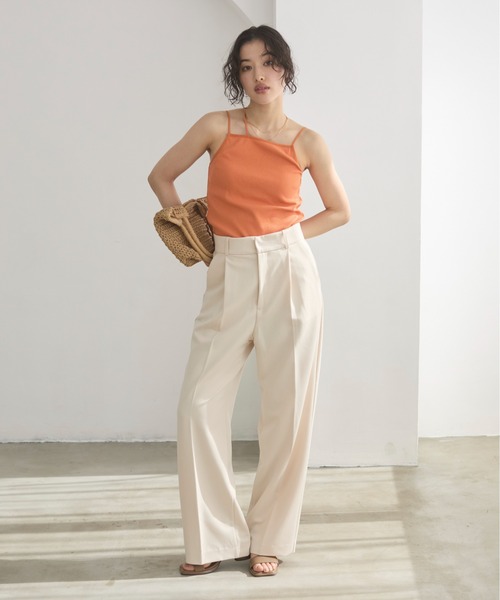 ANGIE（アンジー）の「【3サイズ展開】カップ付き ストラップ キャミソール（キャミソール・レディース・チャコール/ブラック/ナチュラル/オレンジ/ブラウン/ホワイト・LARGE/MEDIUM/SMALL）」の19枚目の写真