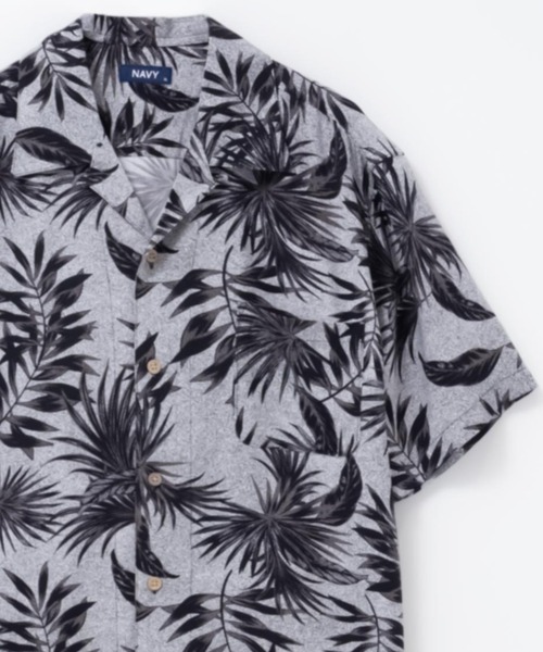 NAVY（ネイビー）の「NAVY SARARI レーヨンアロハ プリントシャツ（シャツ/ブラウス・メンズ・グリーン系2/ブラック系/ホワイト系/グレー系/グリーン系1・S/M/L/XL）」の3枚目の写真