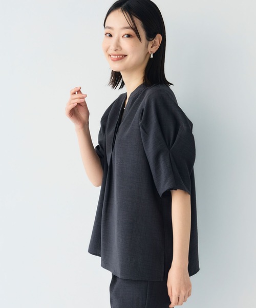 CROSS FUNCTION（クロスファンクション）の「《シワになりにくい》サマナチュラ リネンライクスキッパーブラウス【CF/クロスファンクション】（シャツ/ブラウス・レディース・ライトベージュ/ブルー/チャコールグレー・LL/L/M）」の7枚目の写真