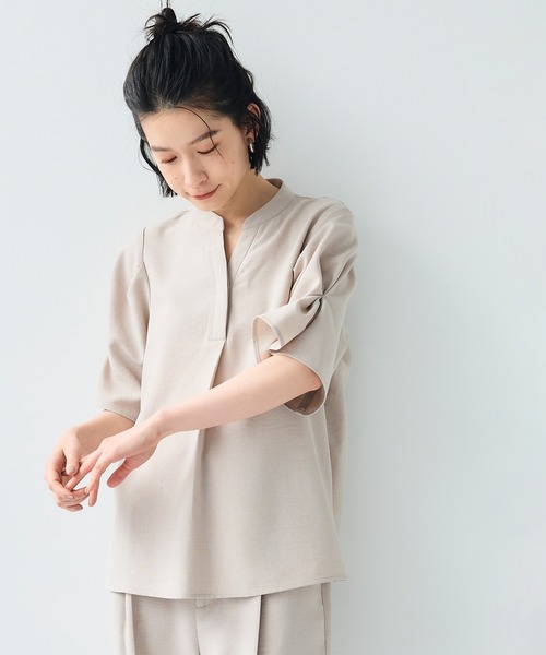 CROSS FUNCTION（クロスファンクション）の「《シワになりにくい》サマナチュラ リネンライクスキッパーブラウス【CF/クロスファンクション】（シャツ/ブラウス・レディース・ライトベージュ/ブルー/チャコールグレー・LL/L/M）」の20枚目の写真