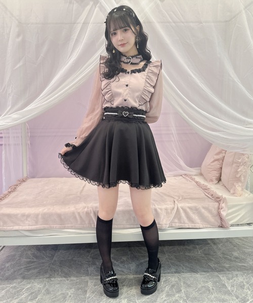 ROJITA(ロジータ)の「ハートバックルチョーカーシアースリーブブラウス(シャツ/ブラウス・レディース・ブラック/ピンク/ホワイト・FREE)」の5枚目の写真
