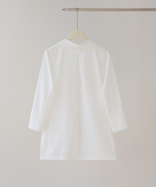 maison de LATIR(メゾンドラティール)の「《4色展開》 UV対策 にも◎ 夏服 の軽羽織にぴったり。 オフィスカジュアル にも使いやすい、シャツ感覚で着られる 薄手 テーラードジャケット(テーラードジャケット・レディース・ホワイト/ブラック/グレー/ブルー・ONE SIZE/M/XL)」の16枚目の写真