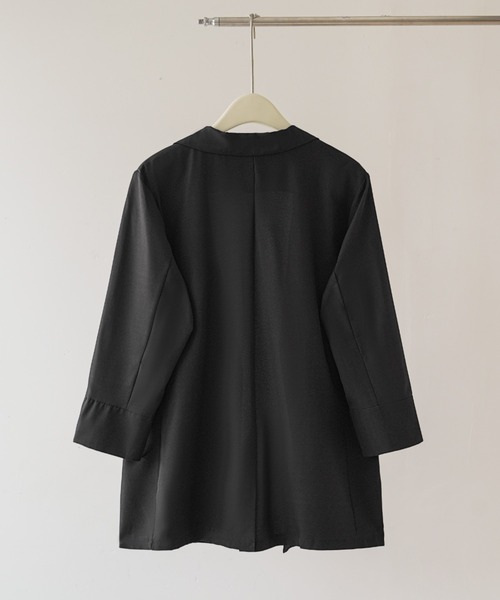 maison de LATIR(メゾンドラティール)の「《4色展開》 UV対策 にも◎ 夏服 の軽羽織にぴったり。 オフィスカジュアル にも使いやすい、シャツ感覚で着られる 薄手 テーラードジャケット(テーラードジャケット・レディース・ホワイト/ブラック/グレー/ブルー・ONE SIZE/M/XL)」の12枚目の写真