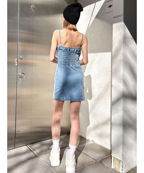 GYDA（ジェイダ）の「GD SIDE 2ラインカットデニムベアワンピース【SETUP着用可】（ワンピース・レディース・ライトブルー/ブルー・FREE）」の12枚目の写真