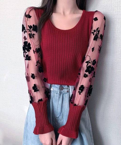 VIBGYOR(ヴィブジョー)の「【EIZZ/アイズ】花柄 シースルー スリーブ トップス(Tシャツ/カットソー・レディース・ブラック/ベージュ/レッド/オフホワイト・FREE)」の14枚目の写真