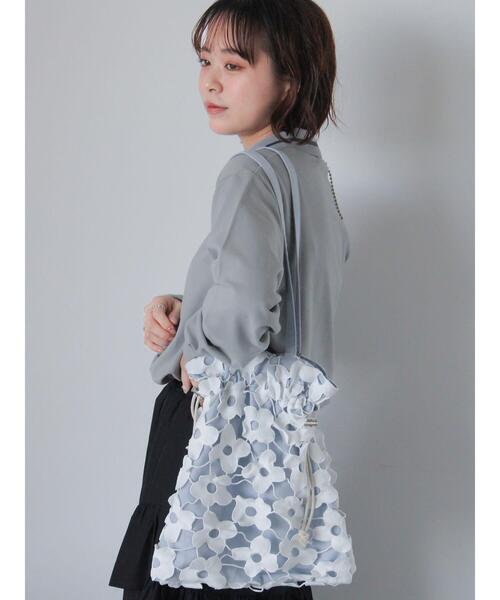 ehka sopo（エヘカソポ）の「ワンポイント刺繍ポロシャツ（Tシャツ/カットソー・レディース・グレー/サックスブルー/グリーン/オフホワイト・F）」の17枚目の写真