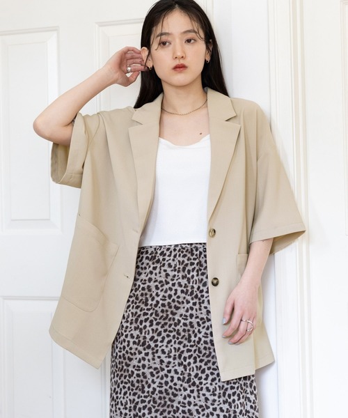 RAGEBLUE（レイジブルー）の「オーバーサイズ半袖テーラードジャケット（テーラードジャケット・レディース・ブラック/ベージュ・FREE）」の2枚目の写真