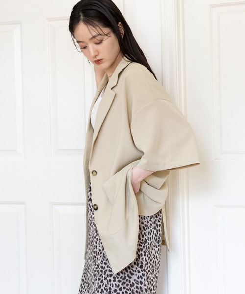 RAGEBLUE（レイジブルー）の「オーバーサイズ半袖テーラードジャケット（テーラードジャケット・レディース・ブラック/ベージュ・FREE）」の15枚目の写真