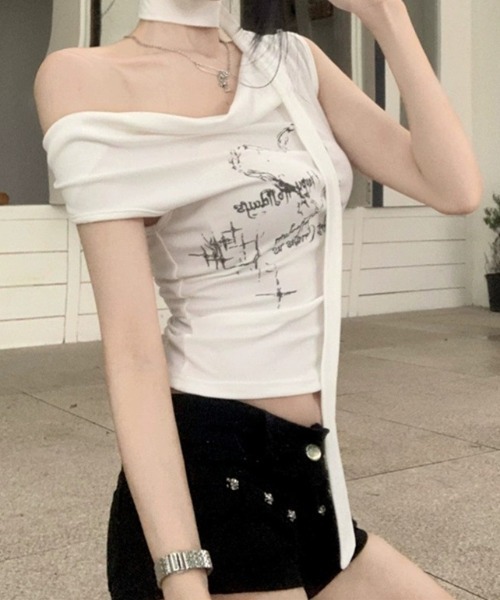 lilful(リルフル)の「タイ付き ホルターネックノースリーブT(Tシャツ/カットソー・レディース・ホワイト/グレー・L/M)」の13枚目の写真