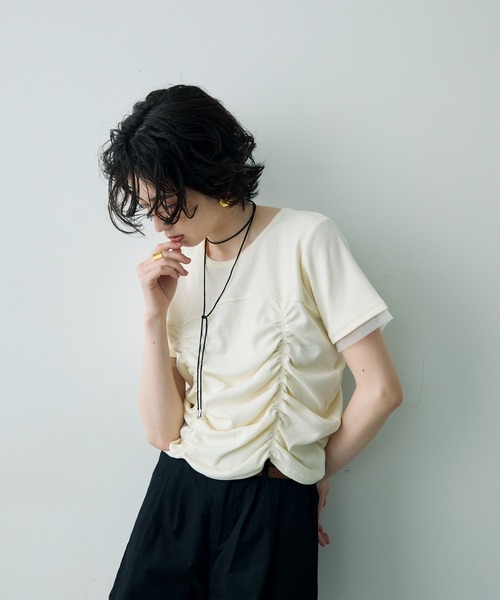 Trish（トリッシュ）の「シャーリングチュール使いプルオーバー（Tシャツ/カットソー・レディース・ホワイト/チャコールグレー/ブラウン・MEDIUM）」の22枚目の写真