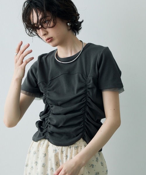 Trish（トリッシュ）の「シャーリングチュール使いプルオーバー（Tシャツ/カットソー・レディース・ホワイト/チャコールグレー/ブラウン・MEDIUM）」の8枚目の写真