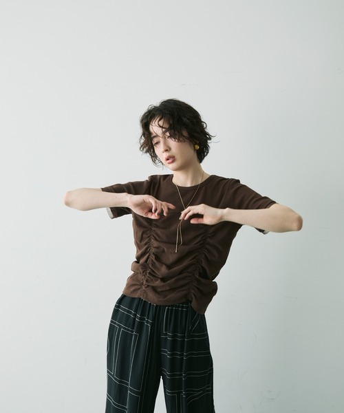 シャーリング使いプルオーバー シャーリングチュール使いプルオーバー（Tシャツ/カットソー