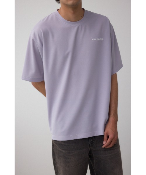 AZUL by moussy(アズールバイマウジー)の「オープンステッチロゴTシャツ(Tシャツ/カットソー・メンズ・ライトパープル/ホワイト/ライトグレー/ブラック/ライトブルー・MEDIUM/LARGE)」の5枚目の写真