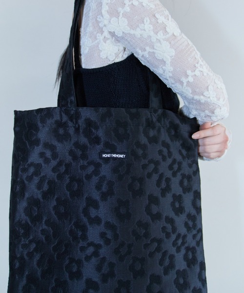 HONEY MI HONEY（ハニーミーハニー）の「flower jacquard tote bag（トートバッグ・レディース・ブラック/オフホワイト・FREE）」の20枚目の写真