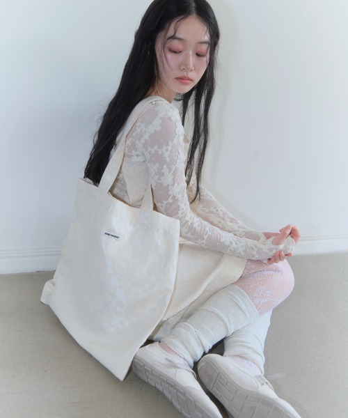 HONEY MI HONEY（ハニーミーハニー）の「flower jacquard tote bag（トートバッグ・レディース・ブラック/オフホワイト・FREE）」の15枚目の写真