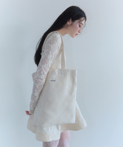 HONEY MI HONEY（ハニーミーハニー）の「flower jacquard tote bag（トートバッグ・レディース・ブラック/オフホワイト・FREE）」の18枚目の写真