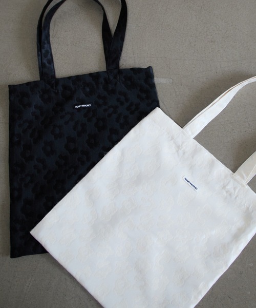 HONEY MI HONEY（ハニーミーハニー）の「flower jacquard tote bag（トートバッグ・レディース・ブラック/オフホワイト・FREE）」の12枚目の写真