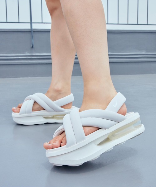 K*n様 NIKE エアマックスアイラ ホワイト系 FJ5929-001 NIKE W AIR MAX ISLA SANDAL LIGHT BONE/ALABASTER-LIGHT BONE