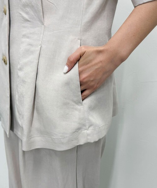 fredy emue（フレディエミュ）の「《セットアップ対応》レーヨン麻半袖ジャケット（テーラードジャケット・レディース・ブラウン/ベージュ/ブラック・38）」の18枚目の写真