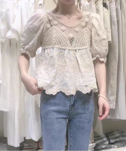 LETee(レティー)の「クロシェドッキングトップ(その他トップス・レディース・ベージュ/ホワイト・FREE)」の6枚目の写真