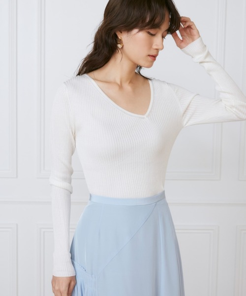 INED（イネド）の「casheartシルクリブニット 《la veille by SUPERIOR CLOSET》（ニット/セーター・レディース・オフホワイト/ネイビー・9号）」の13枚目の写真