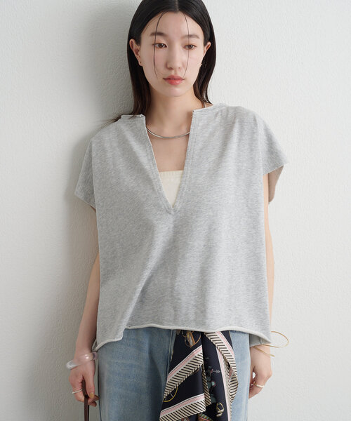 Omekashi(オメカシ)の「スウェットVプルオーバー(Tシャツ/カットソー・レディース・オフホワイト/グレー/ブラック/カーキ・FREE)」の16枚目の写真