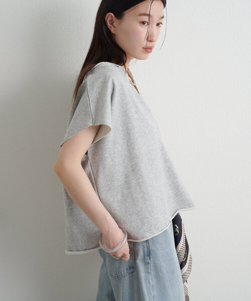 Omekashi(オメカシ)の「スウェットVプルオーバー(Tシャツ/カットソー・レディース・オフホワイト/グレー/ブラック/カーキ・FREE)」の13枚目の写真