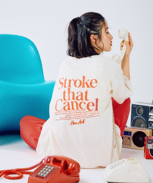 LEPSIM（レプシィム）の「BIGロゴチュニックワンピース　490274（チュニック・レディース・ブラック/アイボリー/チャコールグレー/オフホワイト・FREE）」の2枚目の写真